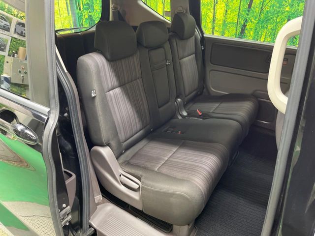 HONDA FREED HYBRID 2018