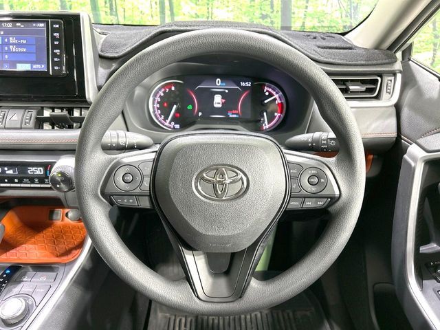 TOYOTA RAV4 4WD 2019