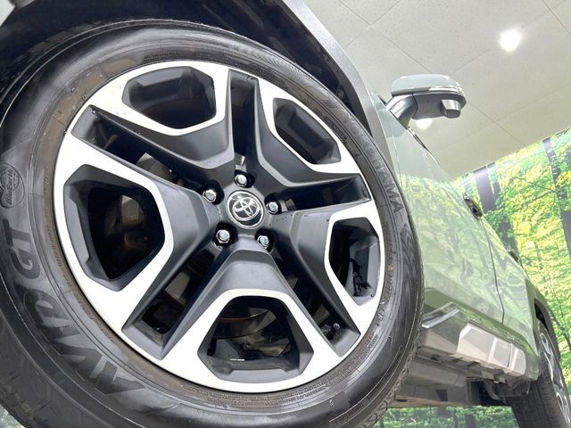 TOYOTA RAV4 4WD 2019