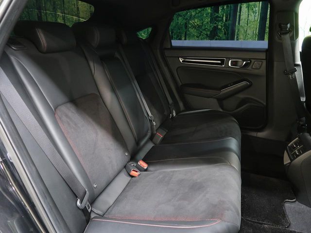 HONDA CIVIC hatchback 2024