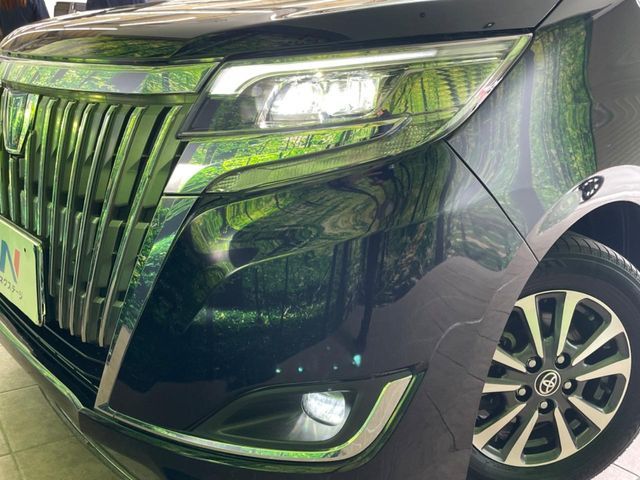 TOYOTA ESQUIRE HYBRID 2019