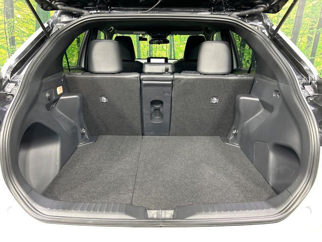 TOYOTA YARIS CROSS 2025