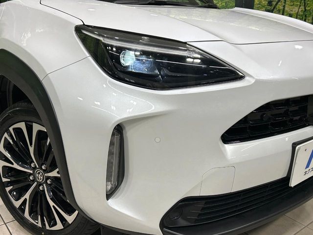 TOYOTA YARIS CROSS 2025