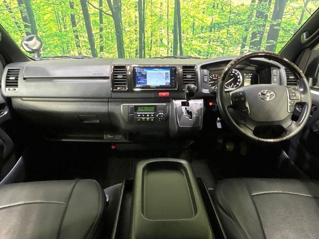 TOYOTA HIACE van 2WD 2024