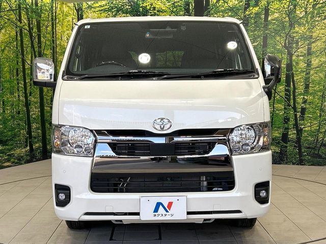 TOYOTA HIACE van 2WD 2024