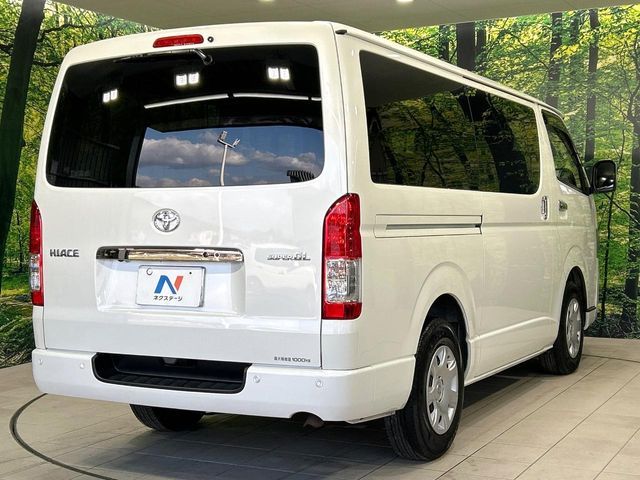 TOYOTA HIACE van 2WD 2024
