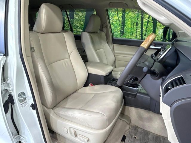 TOYOTA LANDCRUISER PRADO 2022