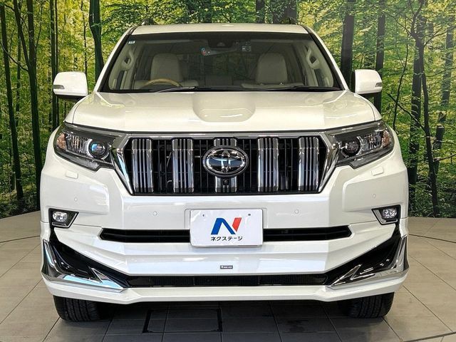 TOYOTA LANDCRUISER PRADO 2022