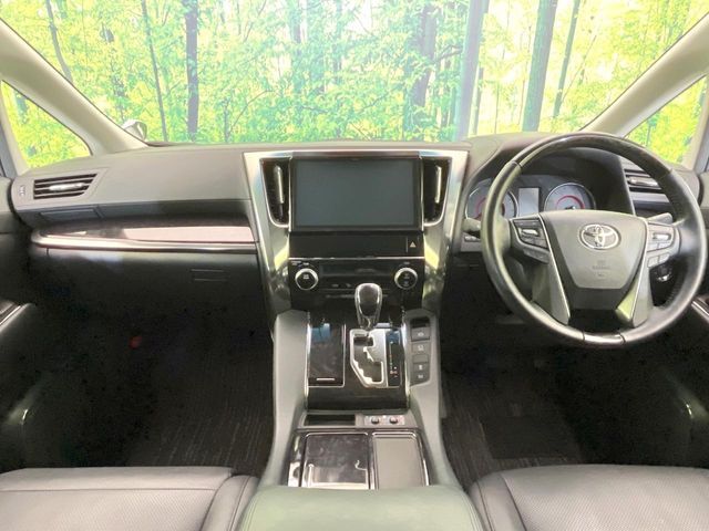 TOYOTA VELLFIRE 2018