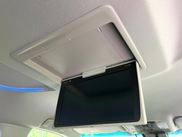 TOYOTA VELLFIRE 2018