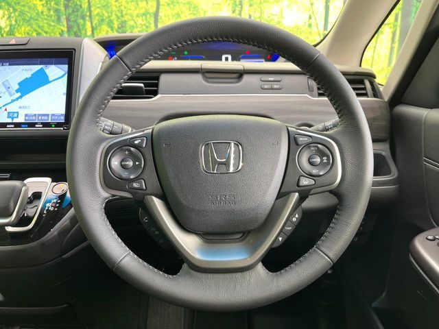 HONDA FREED HYBRID 2023