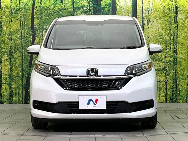 HONDA FREED HYBRID 2023