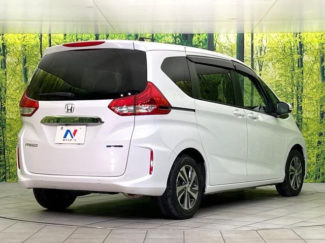 HONDA FREED HYBRID 2023