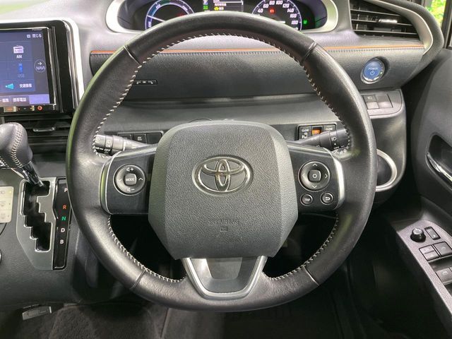 TOYOTA SIENTA HYBRID 2015