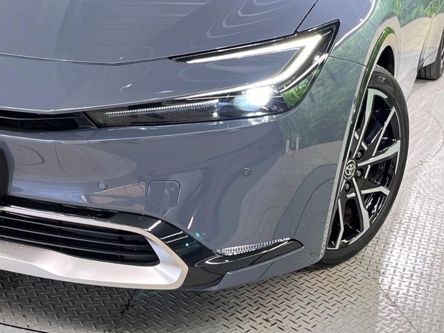 TOYOTA PRIUS PHV 2023