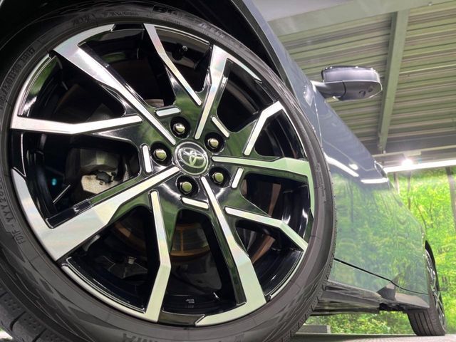 TOYOTA PRIUS PHV 2023