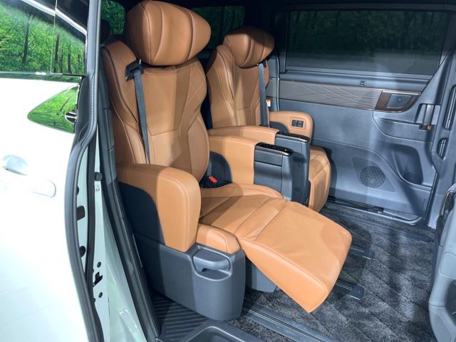 TOYOTA VELLFIRE  HYBRID 2025