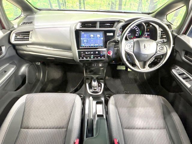 HONDA FIT HYBRID 2017