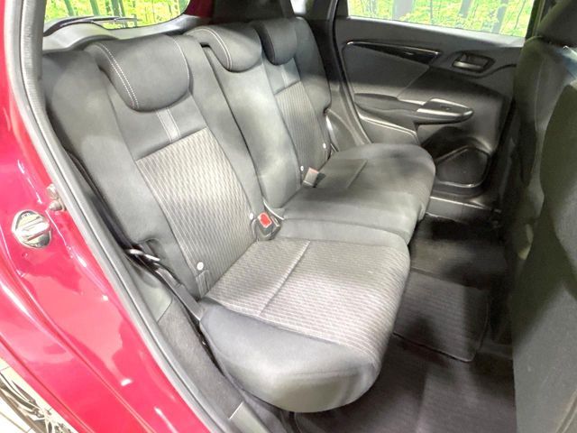 HONDA FIT HYBRID 2017