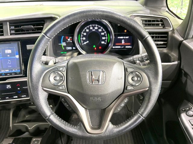 HONDA FIT HYBRID 2017
