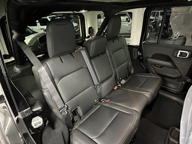 JEEP JEEP WRANGLER UNLIMITED 2025