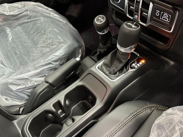 JEEP JEEP WRANGLER UNLIMITED 2025