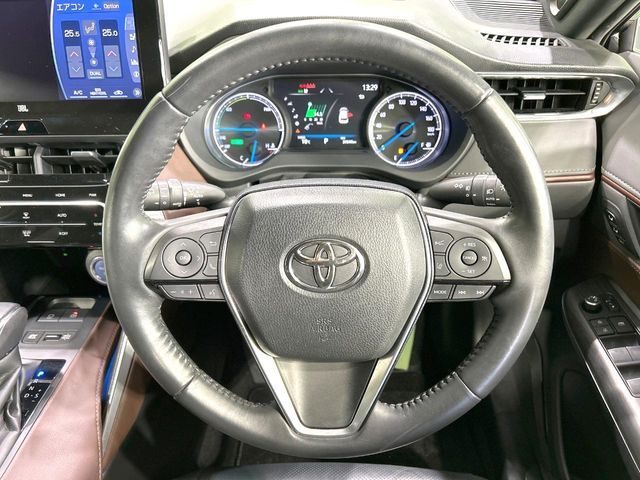 TOYOTA HARRIER HYBRID 2021