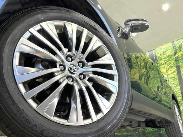 TOYOTA HARRIER HYBRID 2021