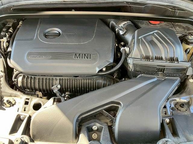 BMW MINI CROSSOVER 2022