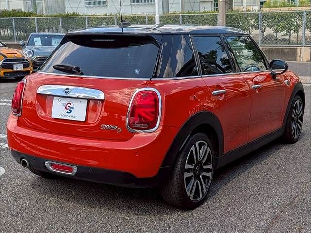 BMW MINI COOPER D 5DOOR 2019