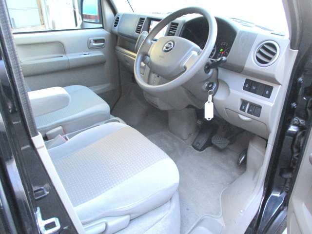 NISSAN NV100 CLIPPER RIO 2014