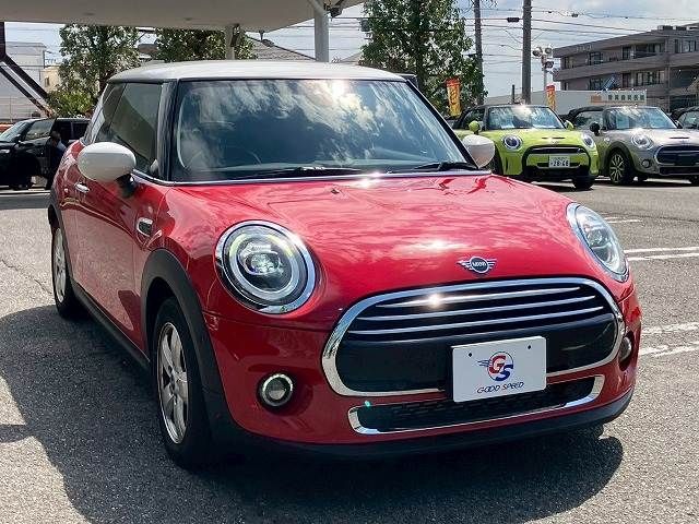 BMW MINI COOPER D 2020