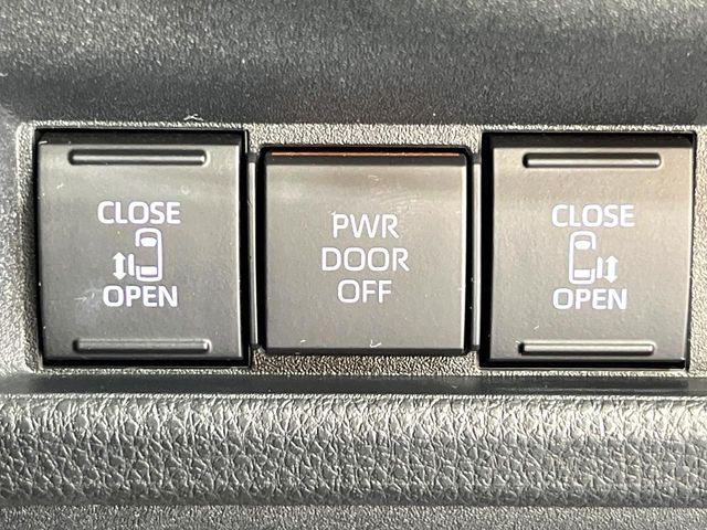 TOYOTA SIENTA HYBRID 2024