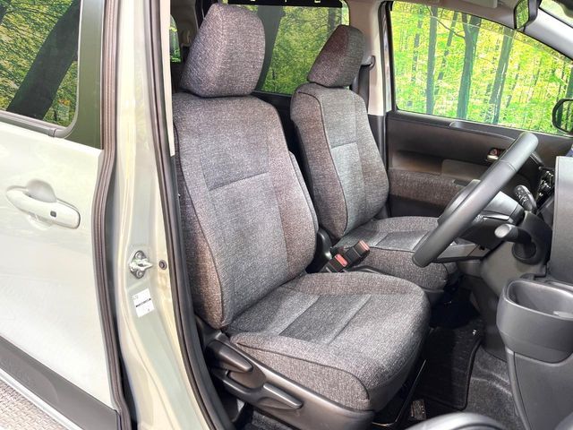 TOYOTA SIENTA HYBRID 2024