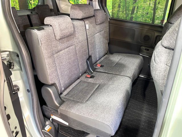 TOYOTA SIENTA HYBRID 2024