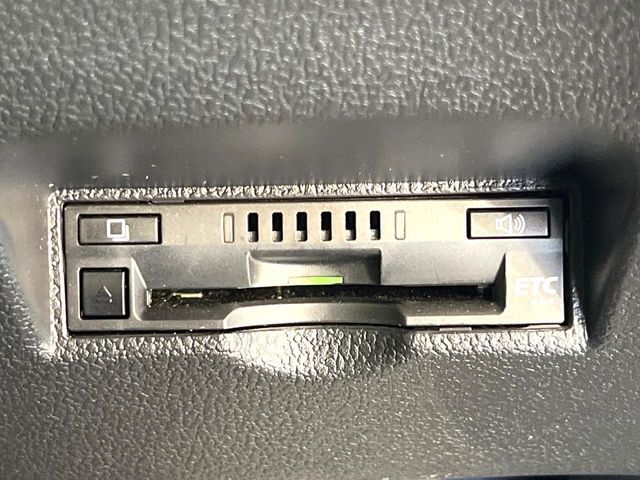 TOYOTA PRIUS PHV 2019