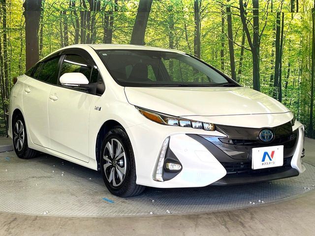 TOYOTA PRIUS PHV 2019