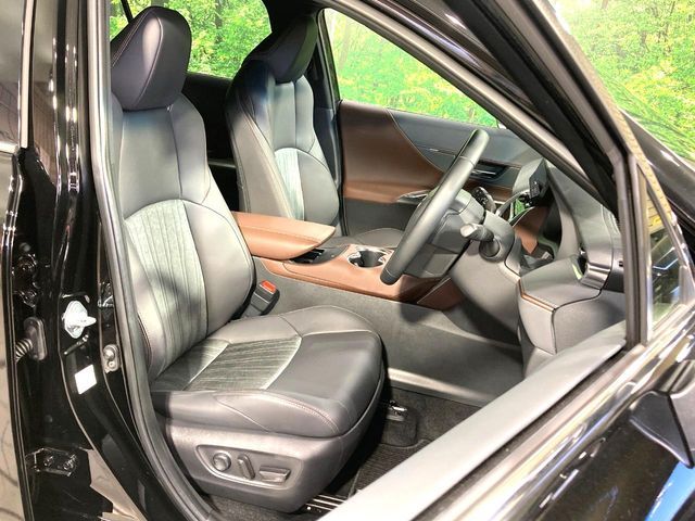 TOYOTA HARRIER 2WD 2024