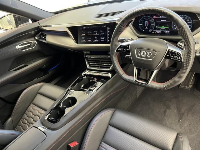 AUDI AUDI RS e-tron GT 2023