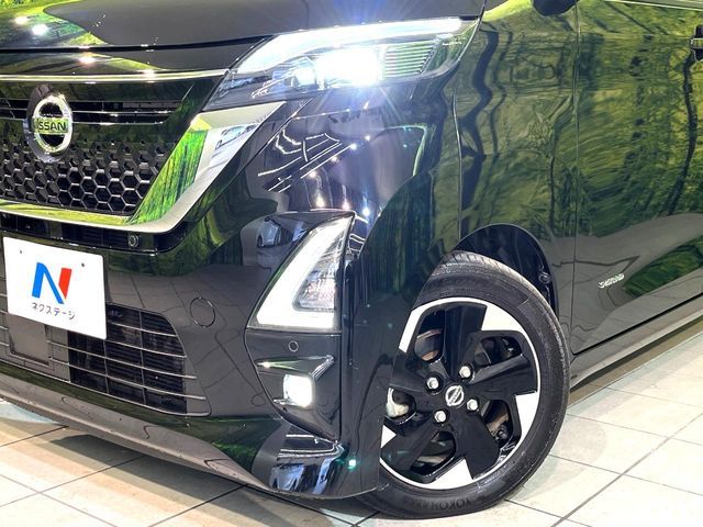 NISSAN ROOX 2020