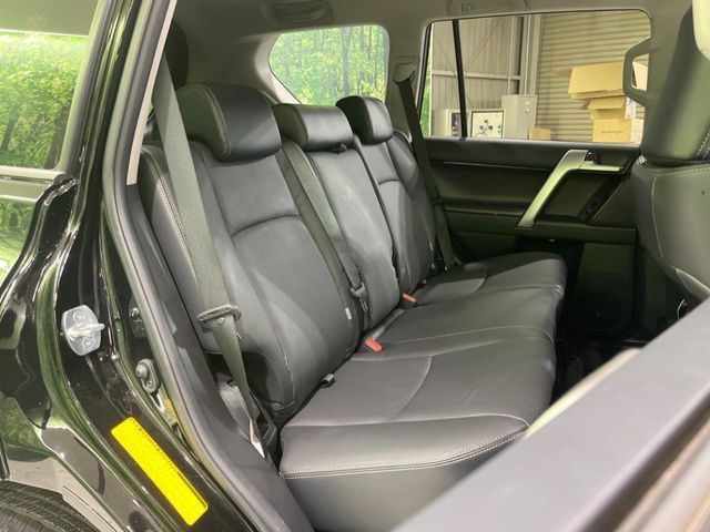 TOYOTA LANDCRUISER PRADO 2023