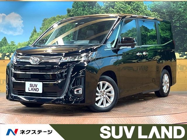 TOYOTA NOAH 2022