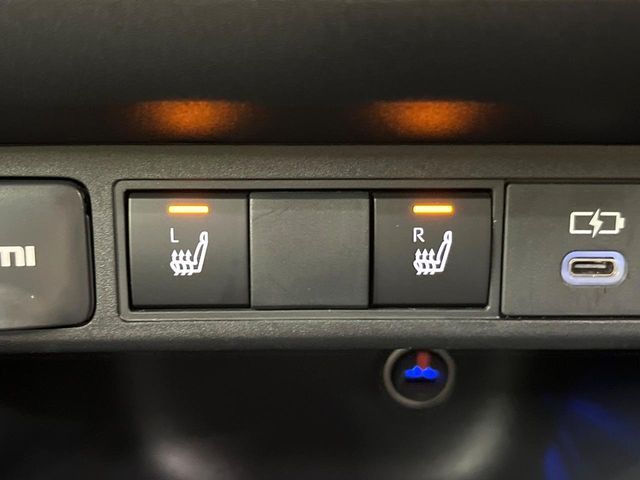 TOYOTA YARIS CROSS 2025