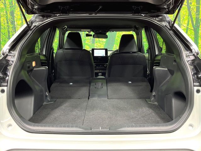 TOYOTA YARIS CROSS 2025