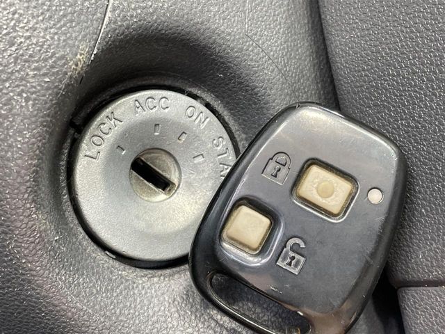 DAIHATSU HIJET CARGO 2015