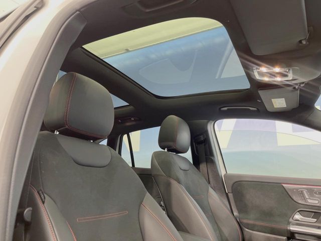 MERCEDES BENZ MERCEDES BENZ GLA class 2021