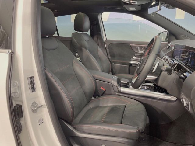 MERCEDES BENZ MERCEDES BENZ GLA class 2021