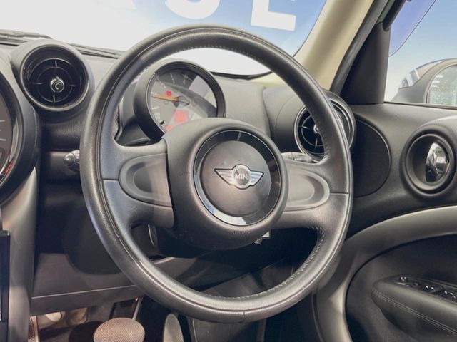 BMW BMW MINI COOPER D CROSSOVER 2015