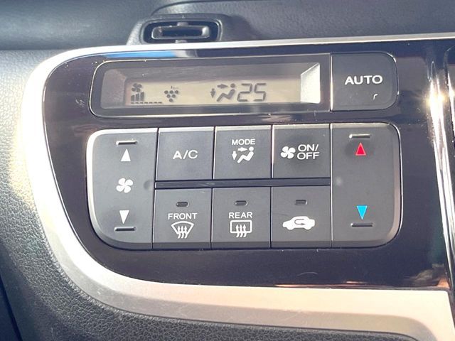 HONDA N BOX CUSTOM 2016