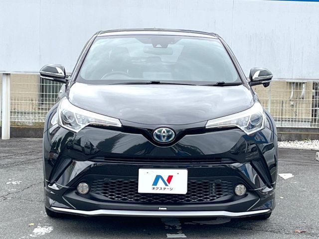 TOYOTA C-HR 2017